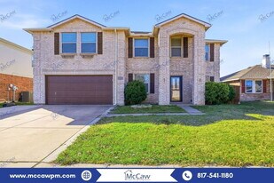 1325 Dandelion Trail in Burleson, TX - Building Photo
