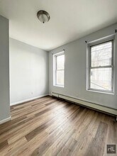 1049 Jefferson Ave in Brooklyn, NY - Building Photo - Building Photo