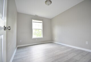 614 N Highland Park Ave in Chattanooga, TN - Foto de edificio - Building Photo