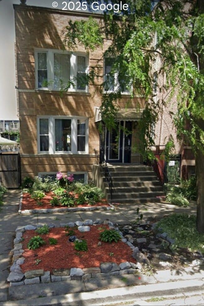 3242 N Monticello Ave, Unit Avondale apt. 2nd floor