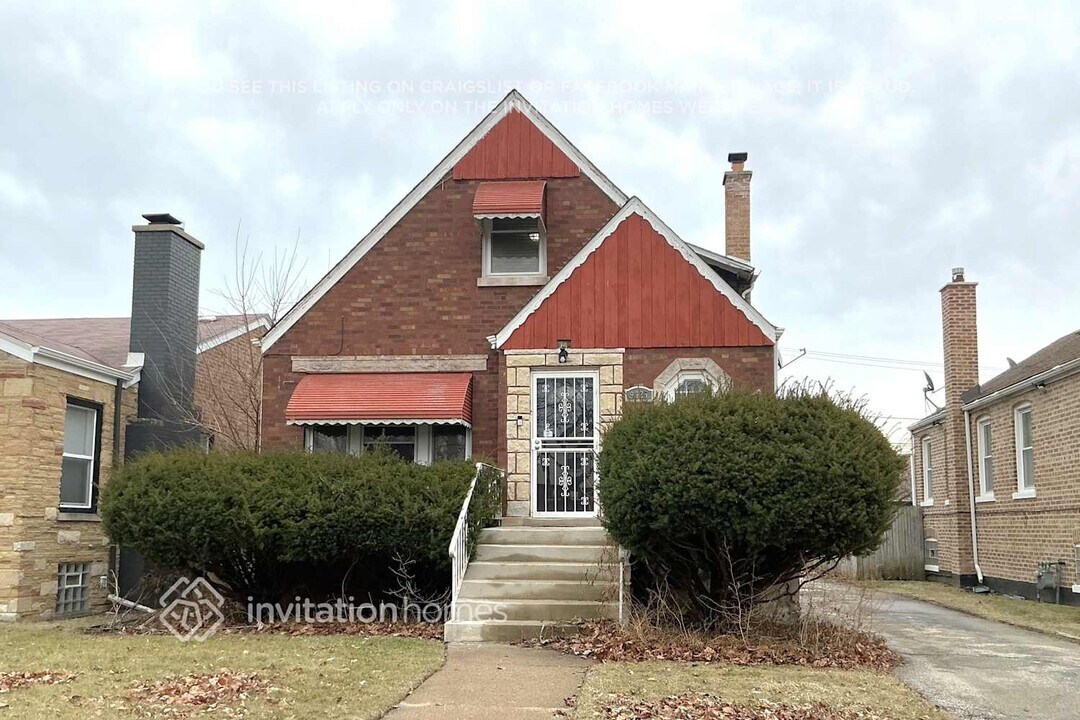 9625 S Maplewood Ave in Evergreen Park, IL - Building Photo