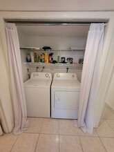 760 S Village Dr in St. Petersburg, FL - Building Photo - Building Photo