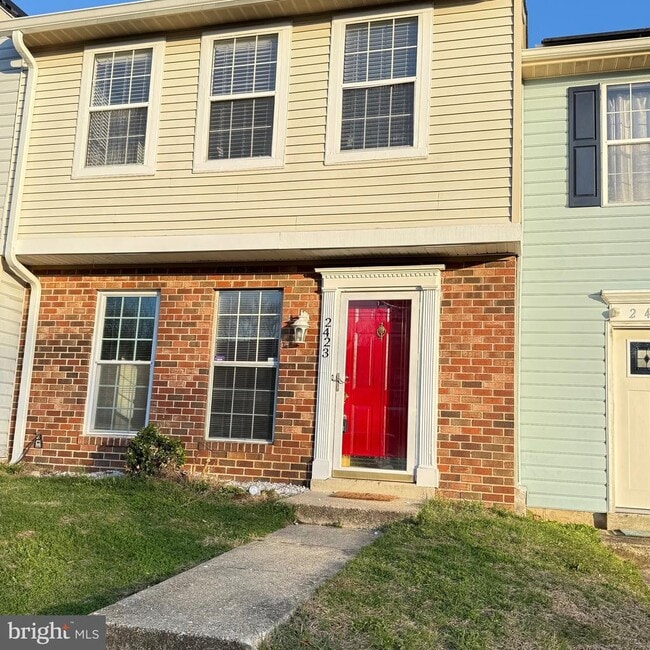 property at 2423 W Rosecroft Village Cir