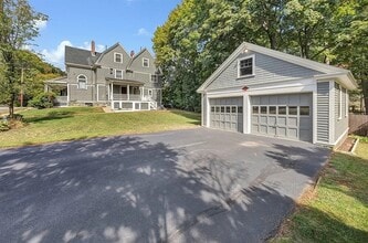 112 Church St in Winchester, MA - Foto de edificio - Building Photo