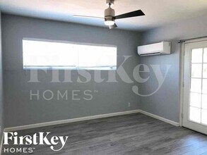 2417 E Earll Dr in Phoenix, AZ - Building Photo - Building Photo