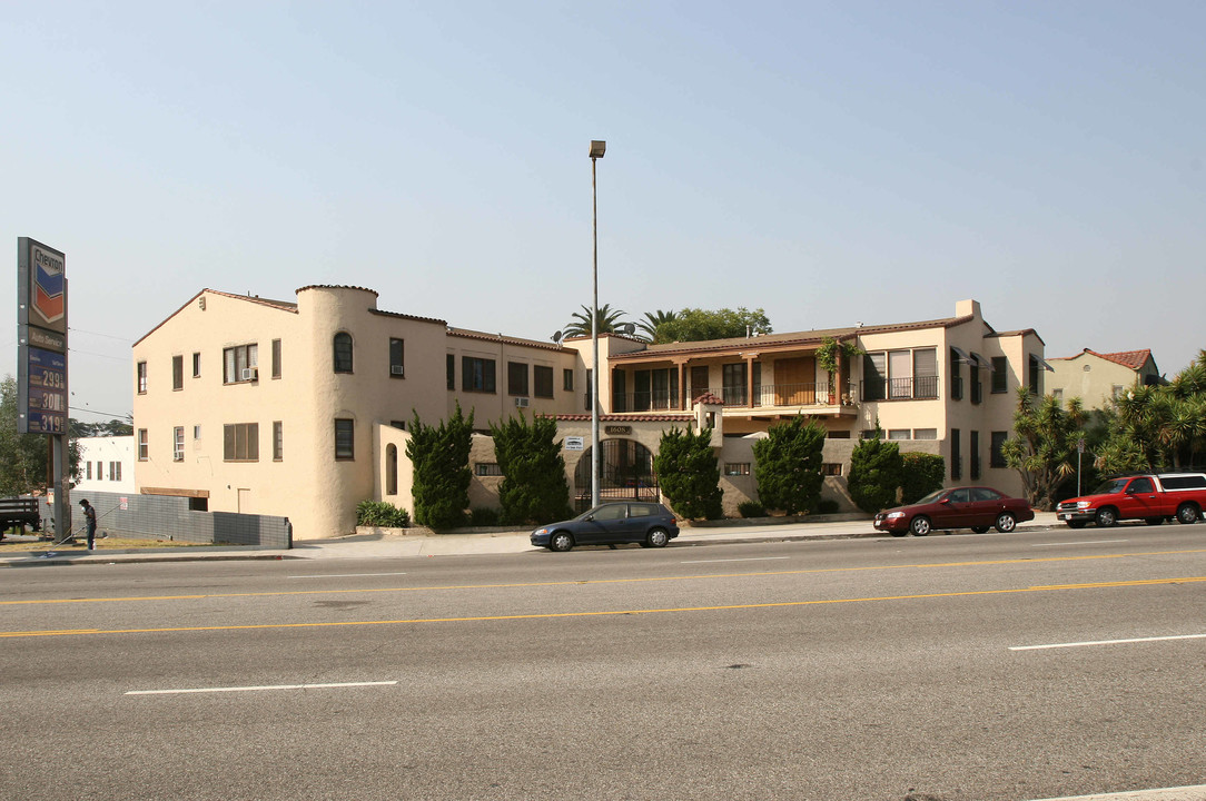 1608 E Broadway in Glendale, CA - Building Photo