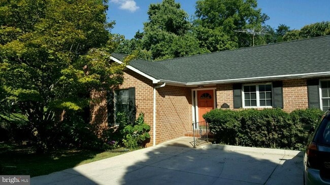 property at 301 Gilmore St