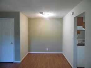 1005 N Broadway in Lexington, KY - Building Photo - Building Photo