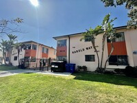 5612-5618 Harold Way in Los Angeles, CA - Building Photo - Building Photo