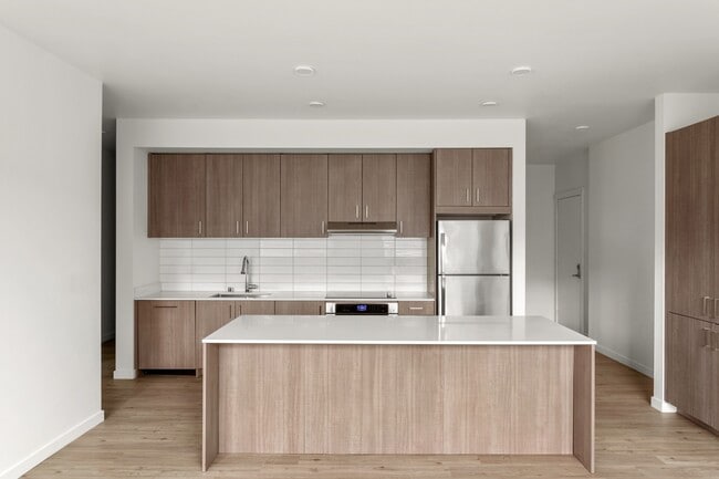 207 East