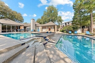 Hunters Cove Apartments