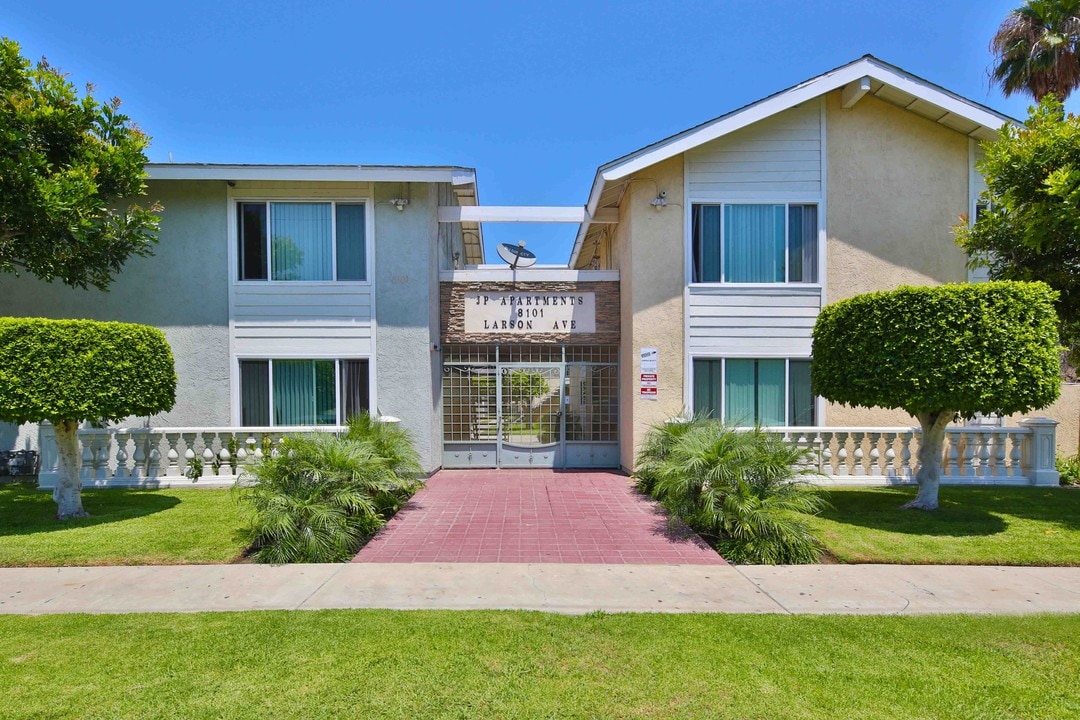 JP Apartments in Garden Grove, CA - Building Photo