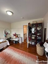 31 Hobson St, Unit 3 in Boston, MA - Building Photo