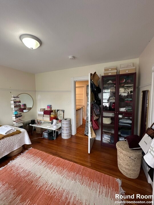 31 Hobson St, Unit 3 in Boston, MA - Foto de edificio