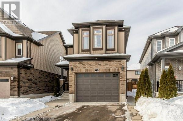 151 Hardcastle Dr in Cambridge, ON - Building Photo - Building Photo