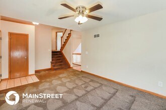 3545 SW Harbor Dr in Lee's Summit, MO - Building Photo - Building Photo