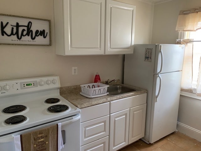 24111 143rd Ave, Unit 1fl in Rosedale, NY - Building Photo - Building Photo