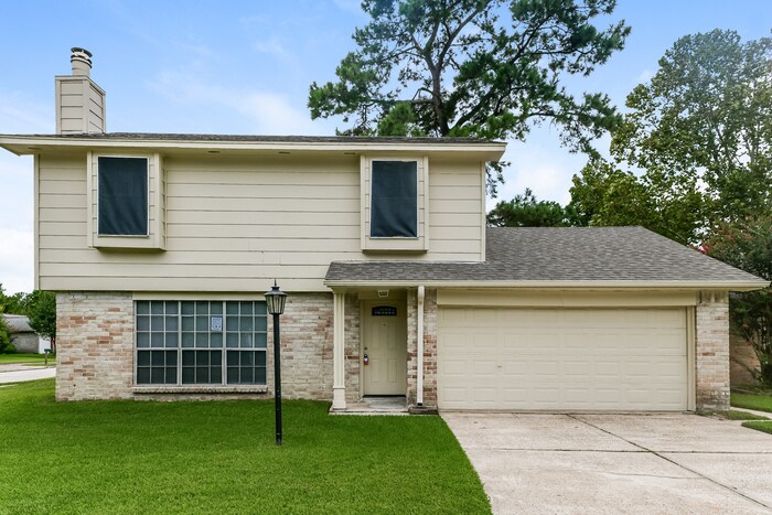 19811 Burle Oak Dr in Humble, TX - Building Photo