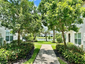 9077 Gervais Cir in Naples, FL - Building Photo - Building Photo
