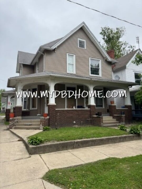 938 Lincoln Ave in Fort Wayne, IN - Building Photo