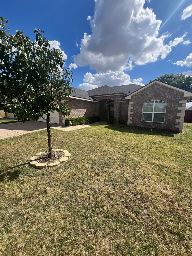 6633 Dundee St in Abilene, TX - Building Photo - Building Photo