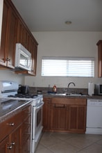 3632 2nd St in Long Beach, CA - Foto de edificio - Building Photo