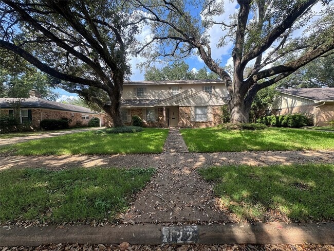 122 Camellia St in Sugar Land, TX - Building Photo - Building Photo