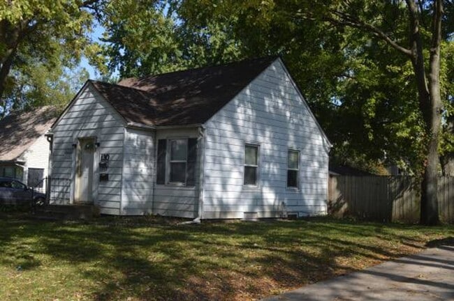 130 S Franklin Ave
