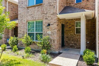 1270 Alamo Dr in Flower Mound, TX - Building Photo - Building Photo