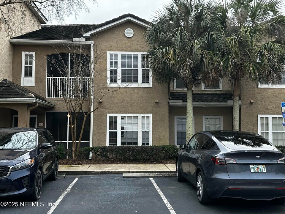 10075 GATE N Pky in Jacksonville, FL - Building Photo