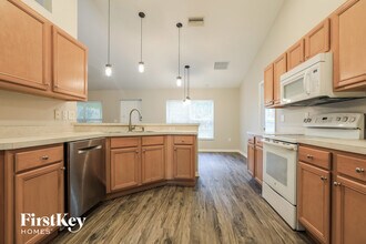 3791 Garbett Terrace in North Port, FL - Foto de edificio - Building Photo