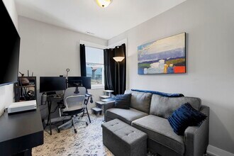 3026 N Allen Ave in Chicago, IL - Building Photo - Building Photo