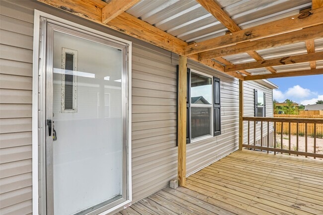 1466 Rd 5734 in Cleveland, TX - Building Photo - Building Photo