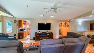 73 Ross Ln in Port Angeles, WA - Building Photo - Building Photo