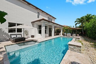 8697 Cobblestone Point Cir in Boynton Beach, FL - Building Photo - Building Photo