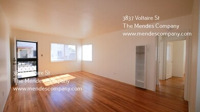 3837 Voltaire St in San Diego, CA - Building Photo - Building Photo