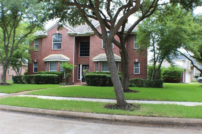 1718 Heddon Falls Dr in Sugar Land, TX - Building Photo - Building Photo