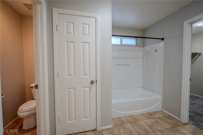 property at 5283 Broadlake Ln