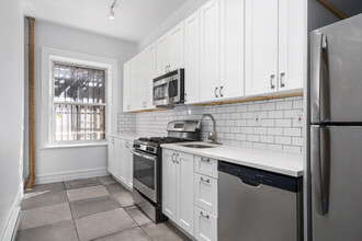 1068 Walton Ave in Bronx, NY - Building Photo - Interior Photo