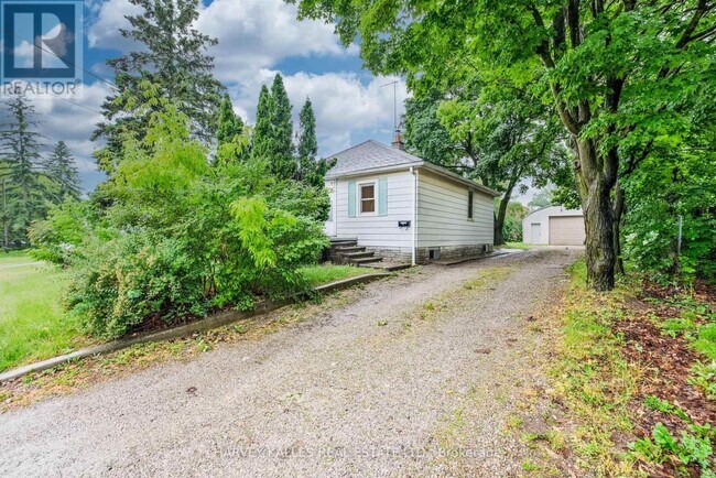 158 Ruggles Ave in Richmond Hill, ON - Building Photo - Building Photo