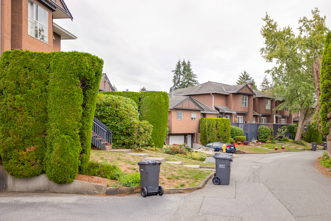 Willow Glen Estates in Port Coquitlam, BC - Building Photo