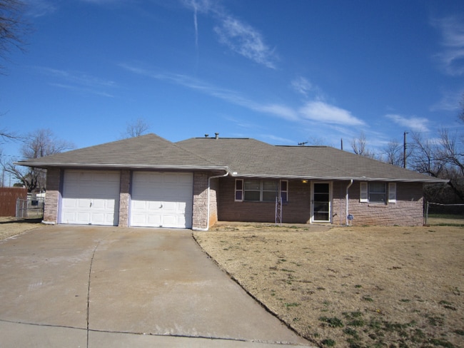 property at 4910 Fox Ct