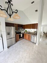 7431 Tam Oshanter Blvd in North Lauderdale, FL - Building Photo