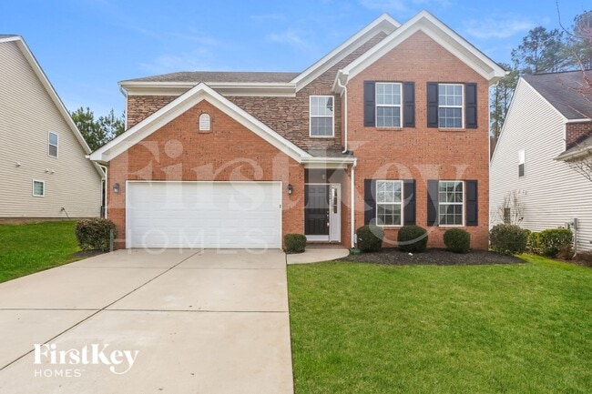 property at 2250 Laurens Dr