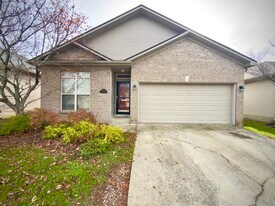 352 Lucille Dr in Lexington, KY - Building Photo