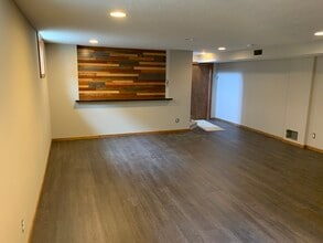 6122 Penn Ave S in Minneapolis, MN - Foto de edificio - Building Photo