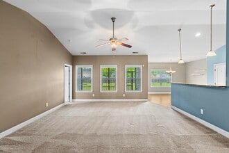 119 Moss Creek Dr in Jacksonville, NC - Building Photo - Building Photo