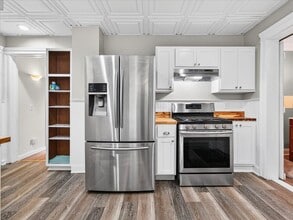 919 Goodman St S in Rochester, NY - Building Photo - Building Photo