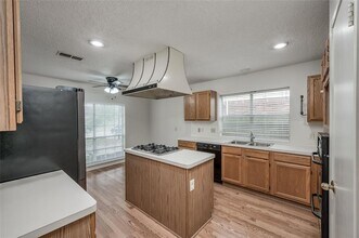 3342 Bluebonnet Meadows Ln in Houston, TX - Building Photo - Building Photo
