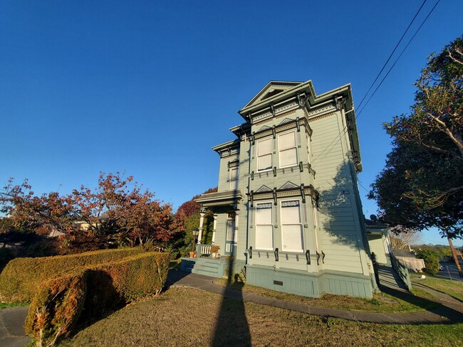 property at 2031 F St
